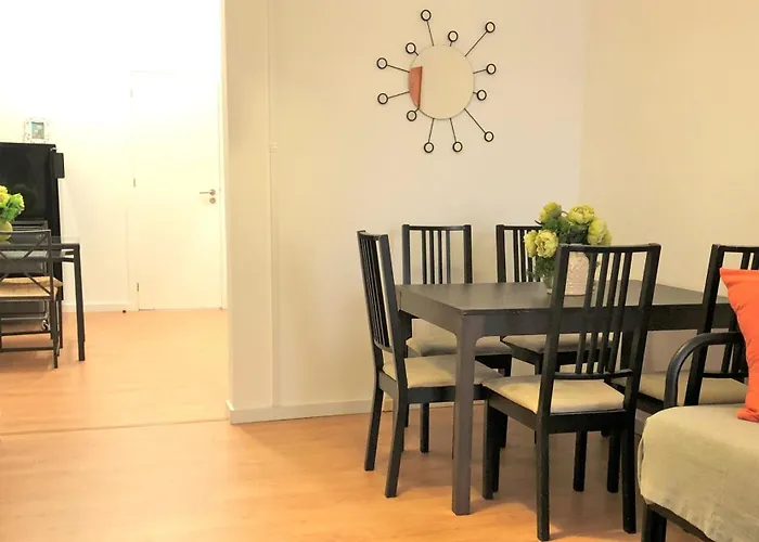 Sj1e Heart Of Baixa With New A/c Spacious Friendly Appartement *