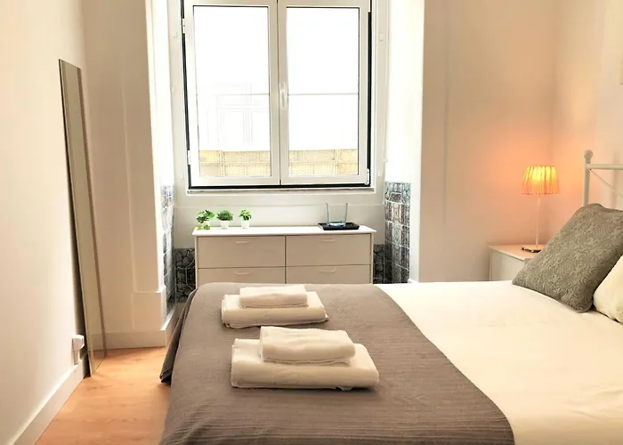Sj1e Heart Of Baixa With New A/c Spacious Friendly Appartement *